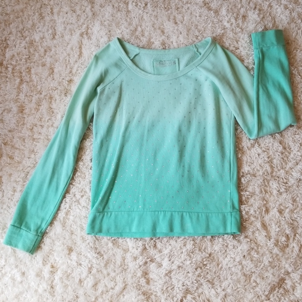 Ombre green super comfy sweater
